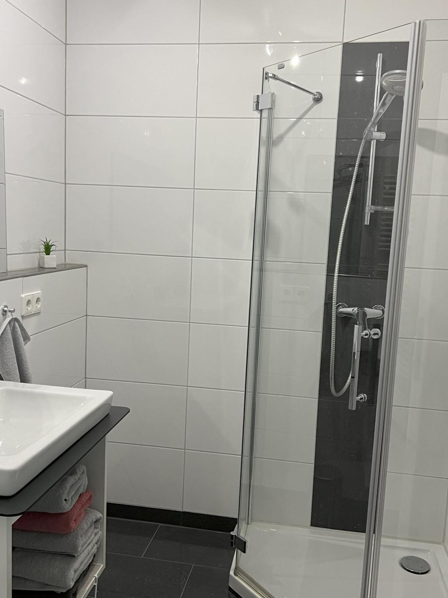 Ferienwohnung Buehler-Kurparkresidenz Бад-Бергцаберн Екстер'єр фото